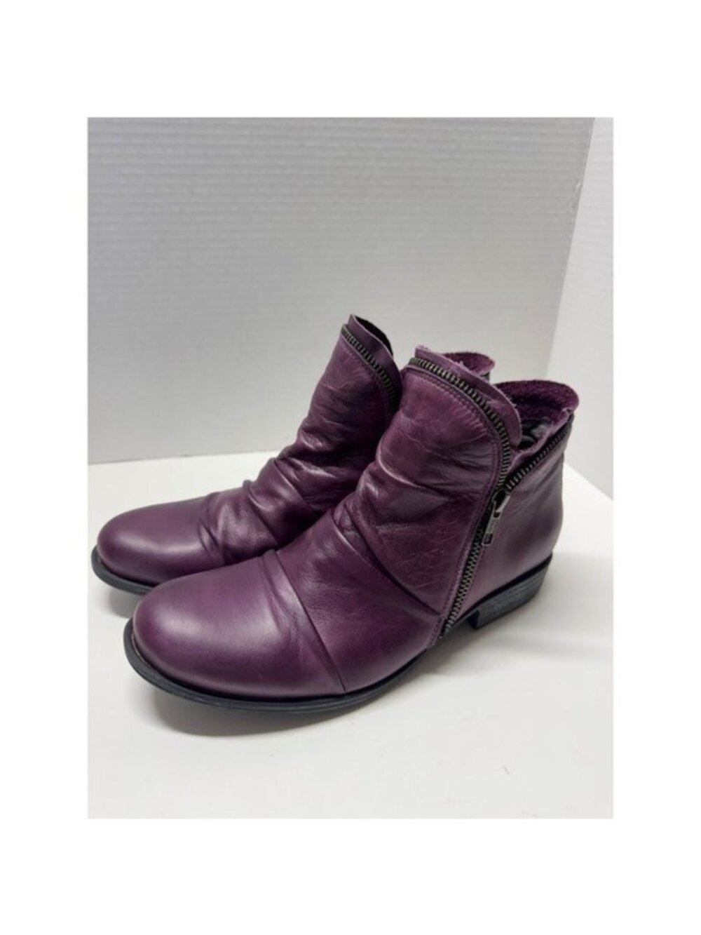 Miz Mooz Luna Purple Leather Ruched Ankle Boots Dual Zip Plum Womens 8